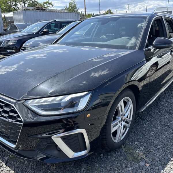 Audi A4 Avant 35 TDI S line